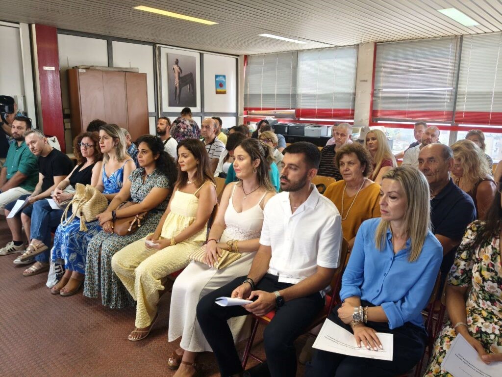 Oρκίστηκαν 41 μόνιμοι εκπαιδευτικοί